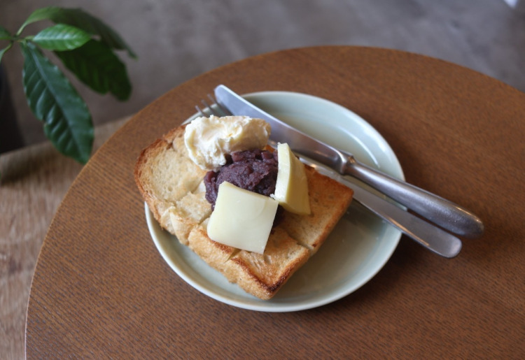 ▼あんバタートースト/Beans peast & better toast